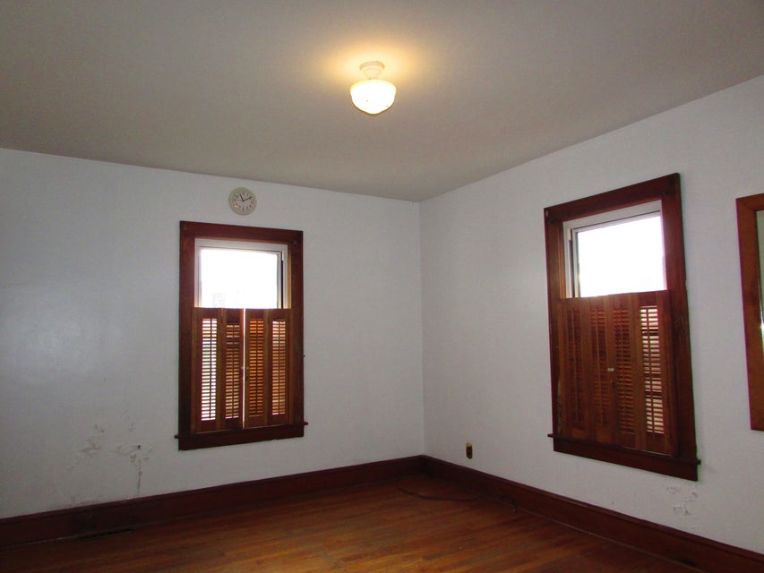 Photo #27: 402 East C Street