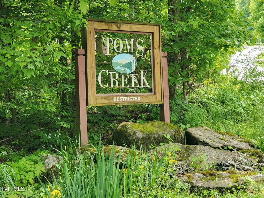 Photo #36: 206 Toms Creek Circle Circle