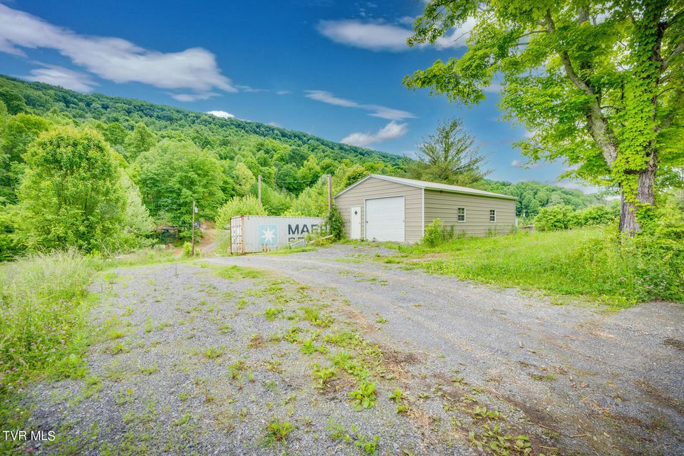 Photo #33: 343 Butcher Valley Road