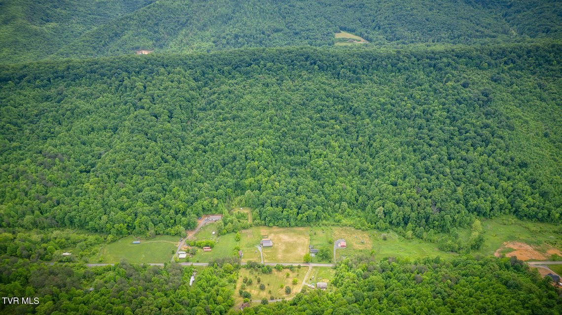 Photo #37: 343 Butcher Valley Road