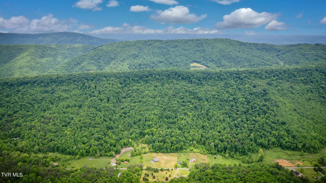 Photo #38: 343 Butcher Valley Road