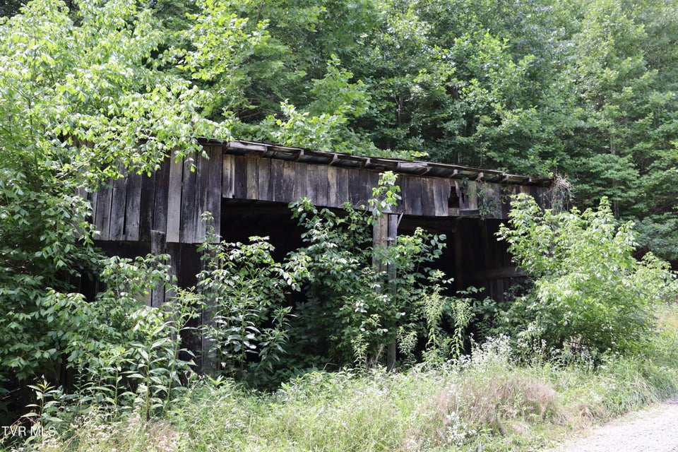 Photo #71: 2497 Upper Copper Creek Road