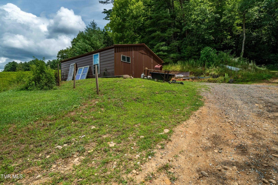 Photo #61: 437 Sink Valley Road