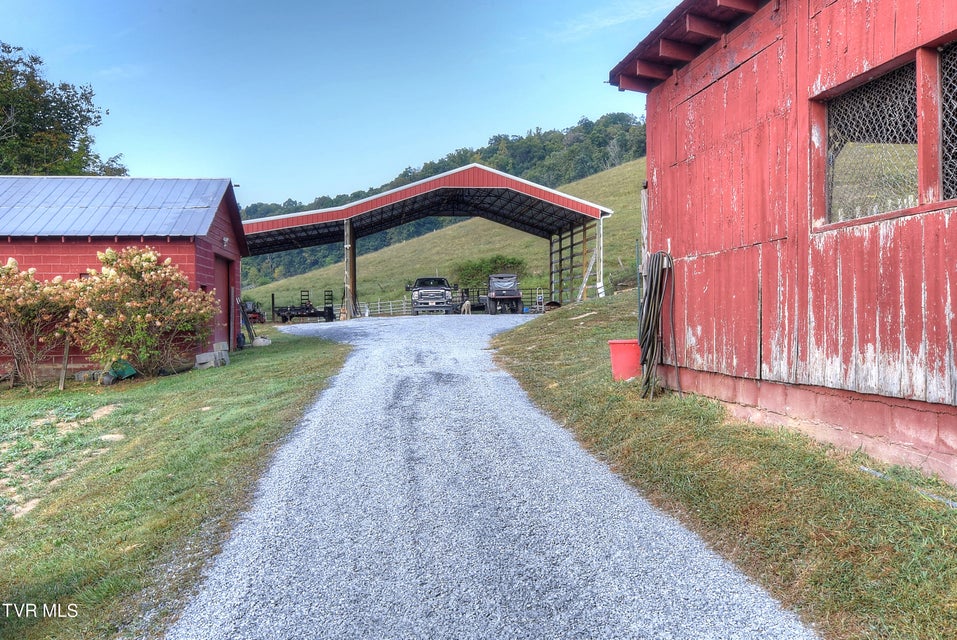 Photo #41: 1579 Bristol Highway