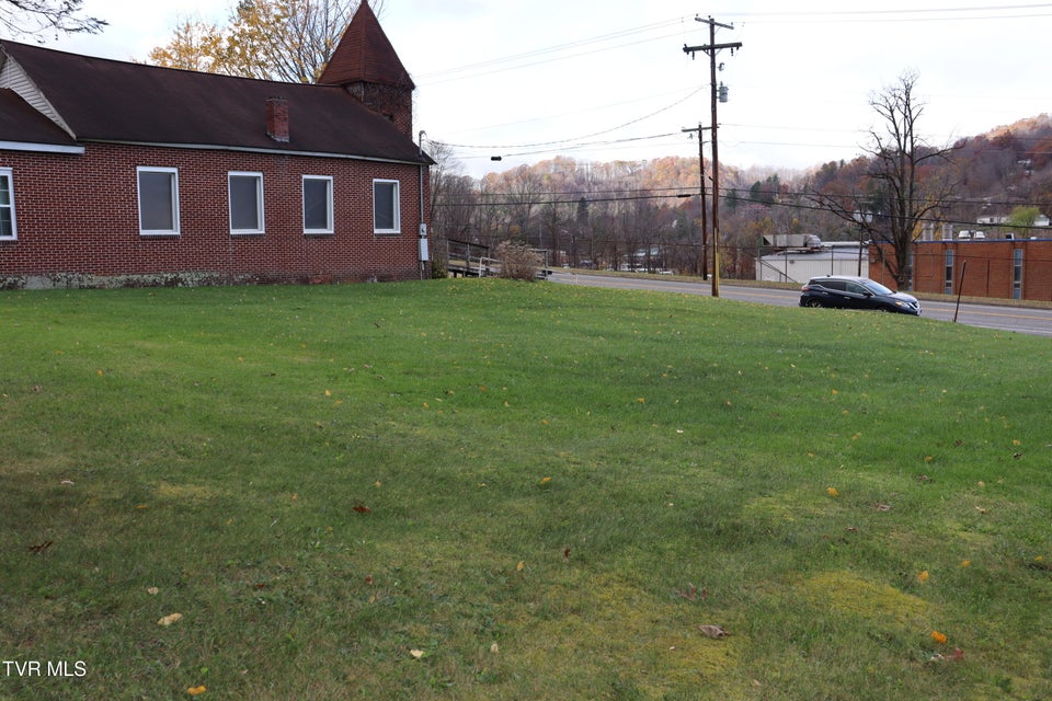 Photo #7: 309 Kentucky Avenue