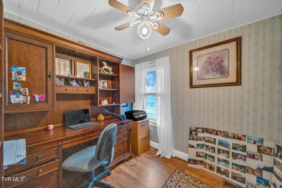 Photo #26: 146 Luttrell Street