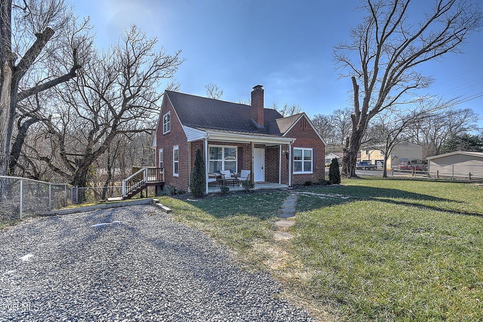 Photo #2: 101 Lancer Road
