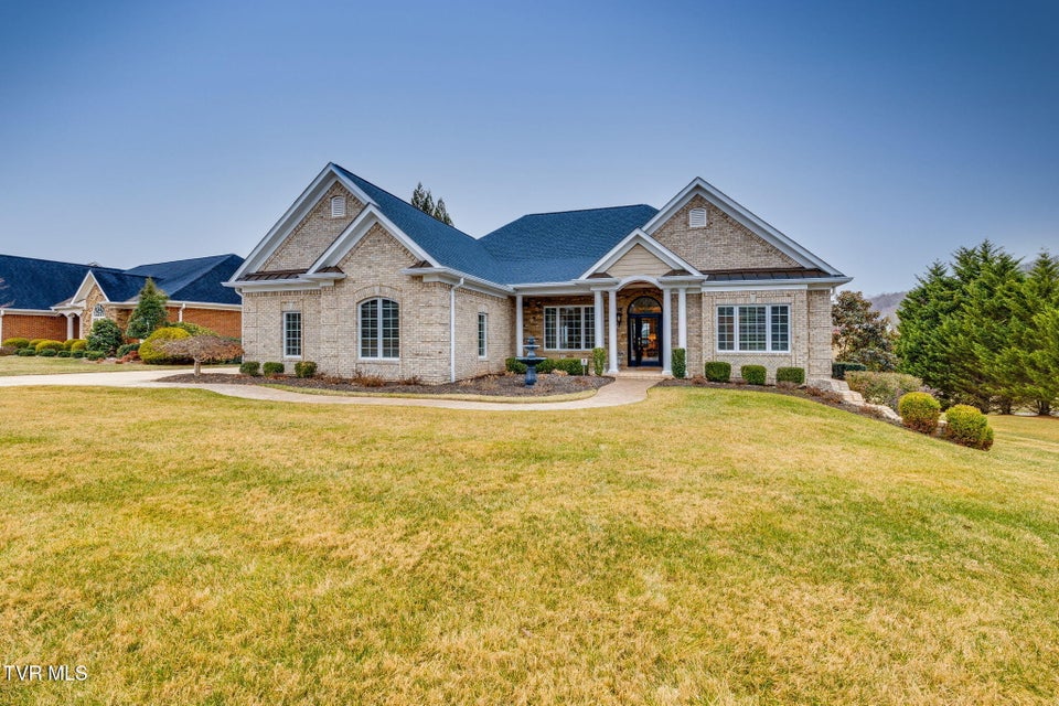 Photo #2: 125 Golf Ridge Drive