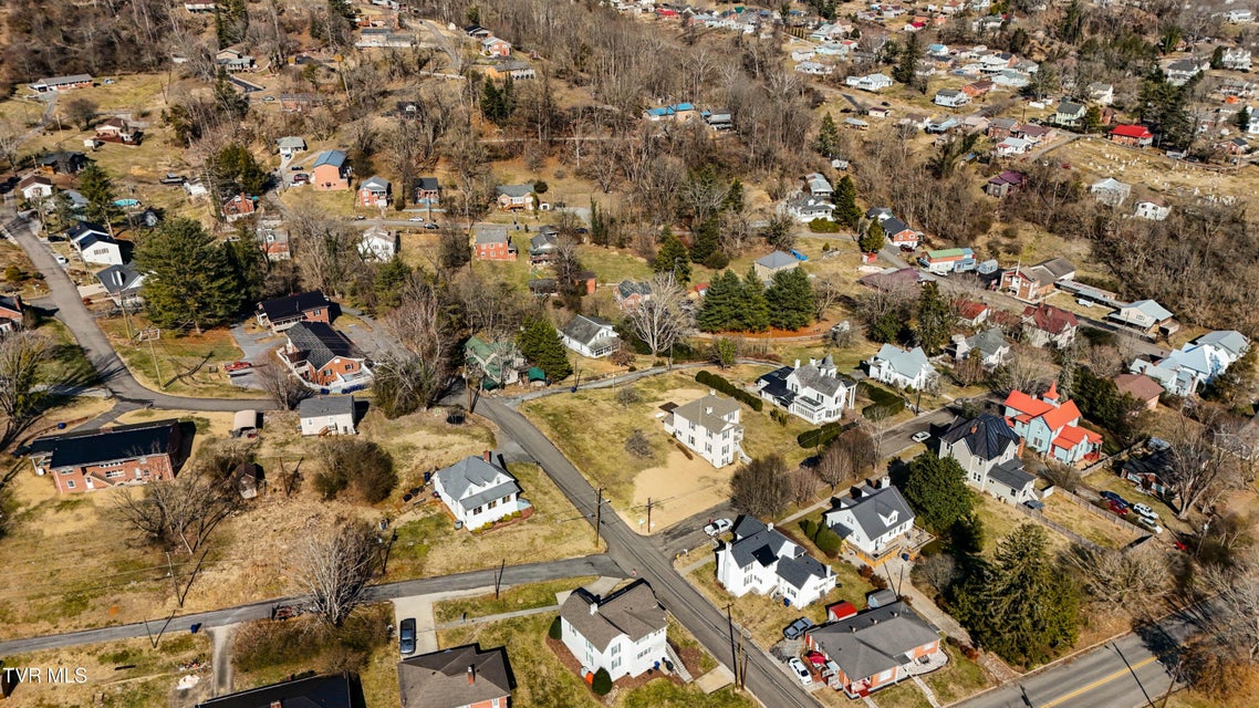 Photo #71: 196 Cypress Street