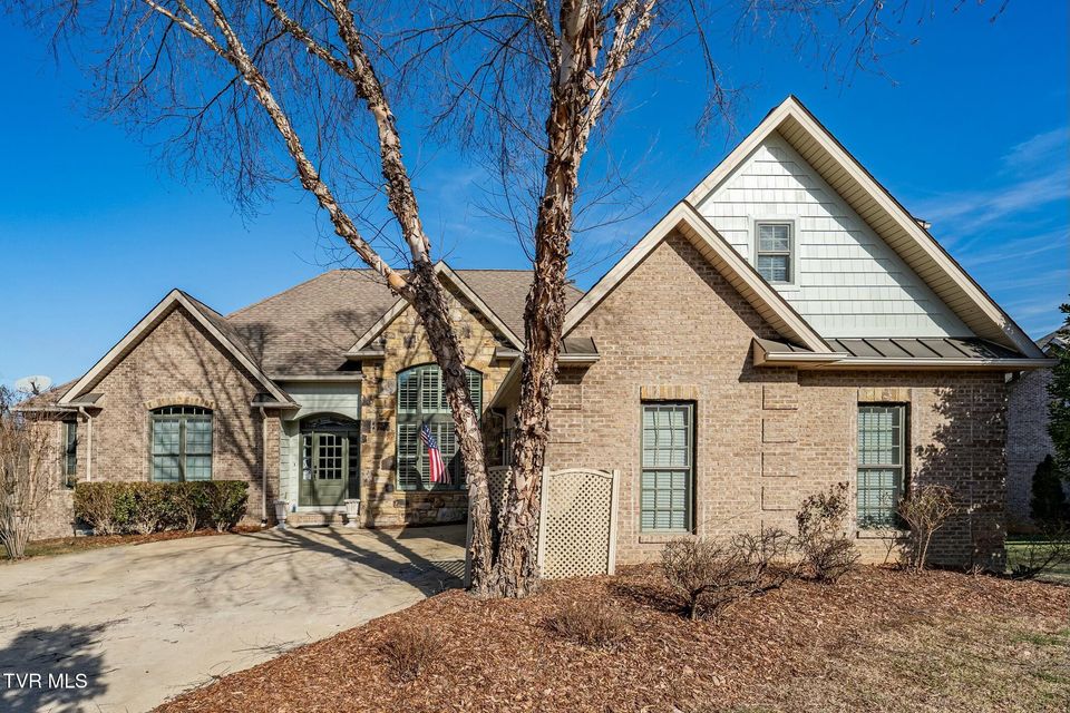 Photo #2: 1001 Willows Trace Drive