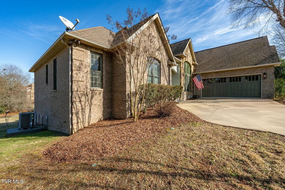 Photo #44: 1001 Willows Trace Drive