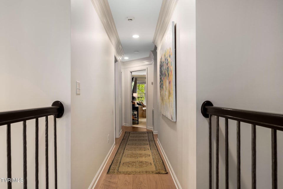 Photo #33: 112 Black Thorn Drive
