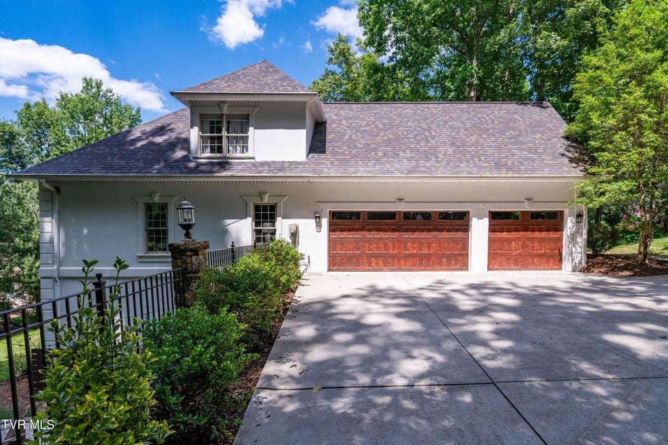 Photo #61: 112 Black Thorn Drive