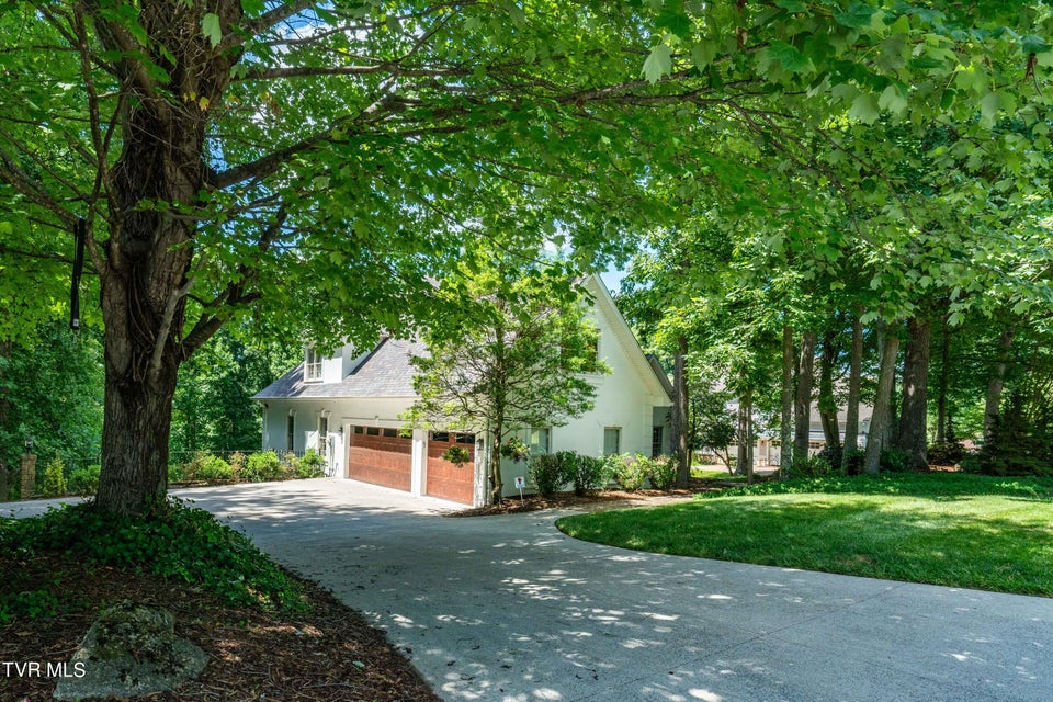 Photo #60: 112 Black Thorn Drive