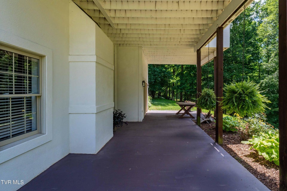 Photo #63: 112 Black Thorn Drive