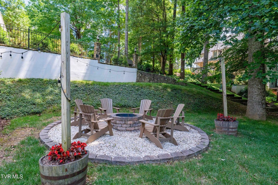 Photo #65: 112 Black Thorn Drive