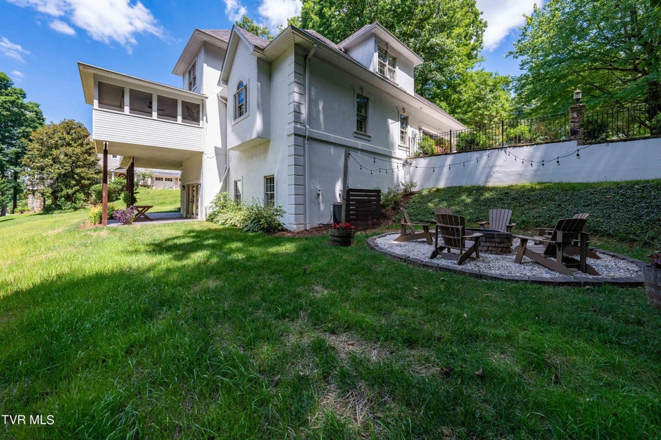 Photo #67: 112 Black Thorn Drive