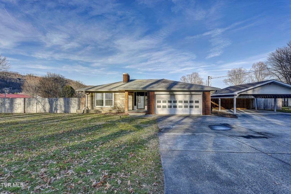 Photo #53: 910 Elm Avenue