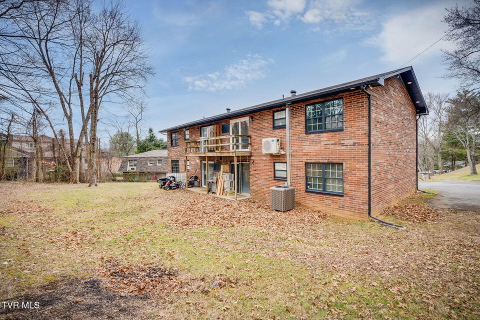 Photo #65: 1810 Parkwood Lane