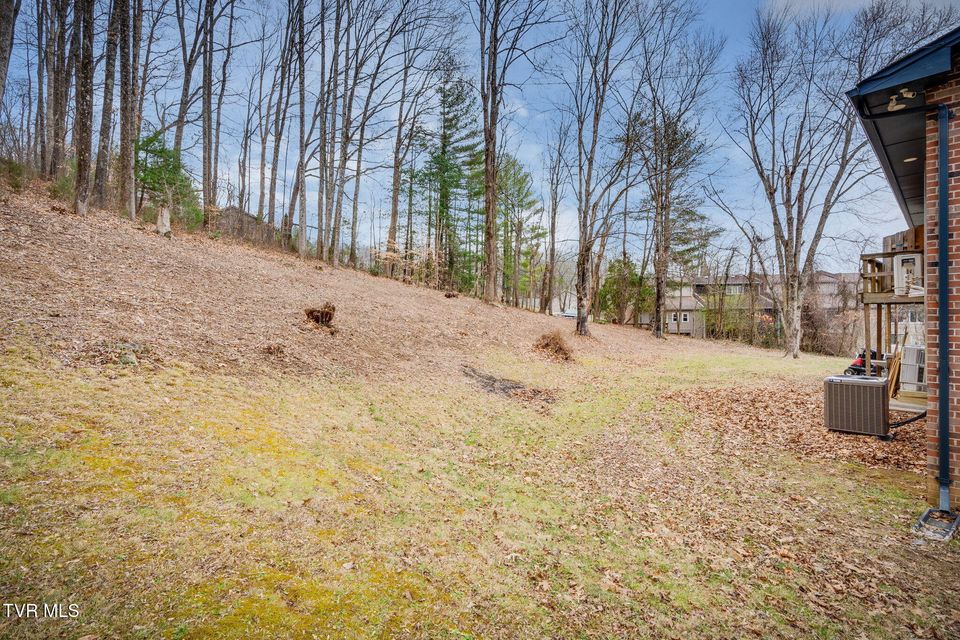 Photo #37: 1810 Parkwood Lane