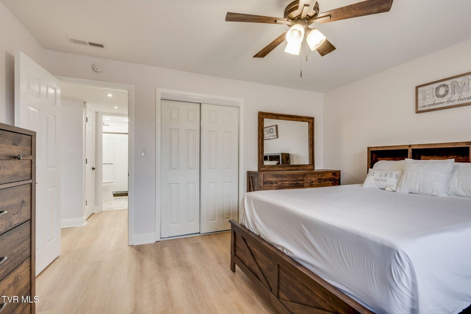 Photo #15: 1810 Parkwood Lane