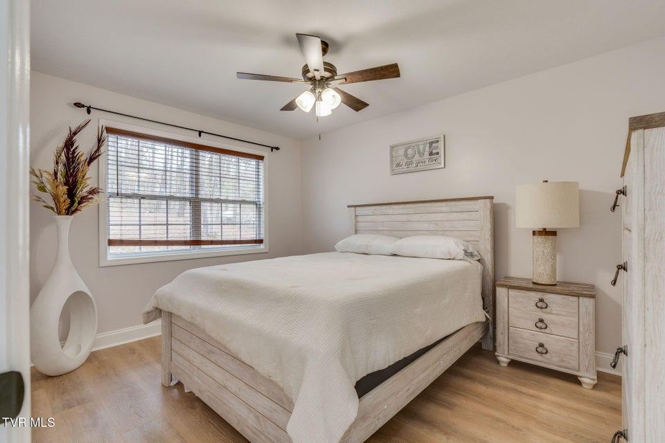 Photo #17: 1810 Parkwood Lane