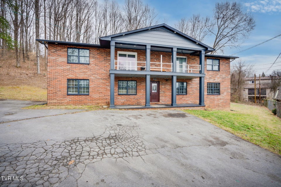 Photo #66: 1810 Parkwood Lane