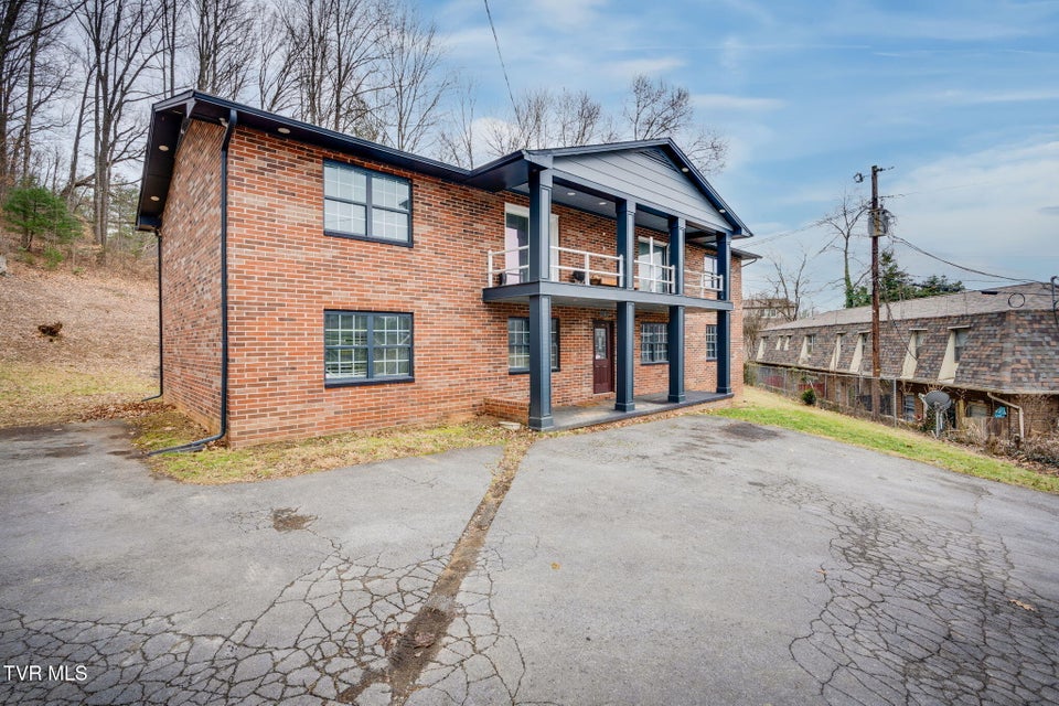 Photo #67: 1810 Parkwood Lane