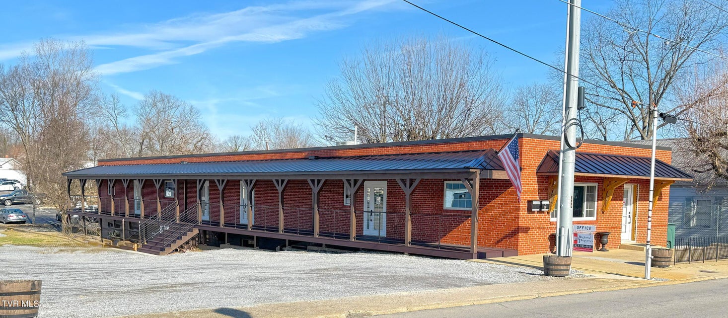 Photo #4: 210 Church Street