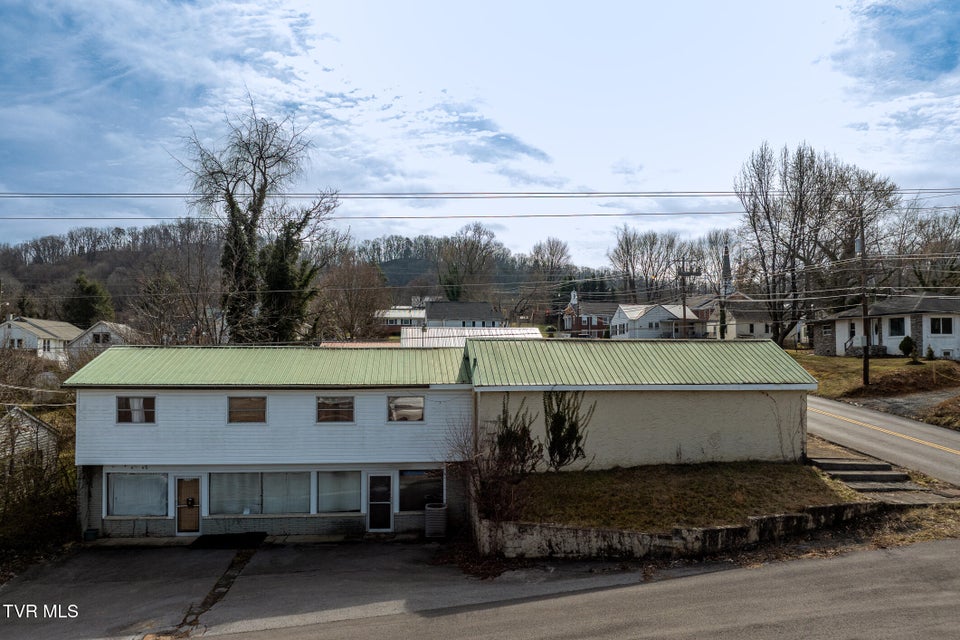 Photo #57: 2315 Bay Street