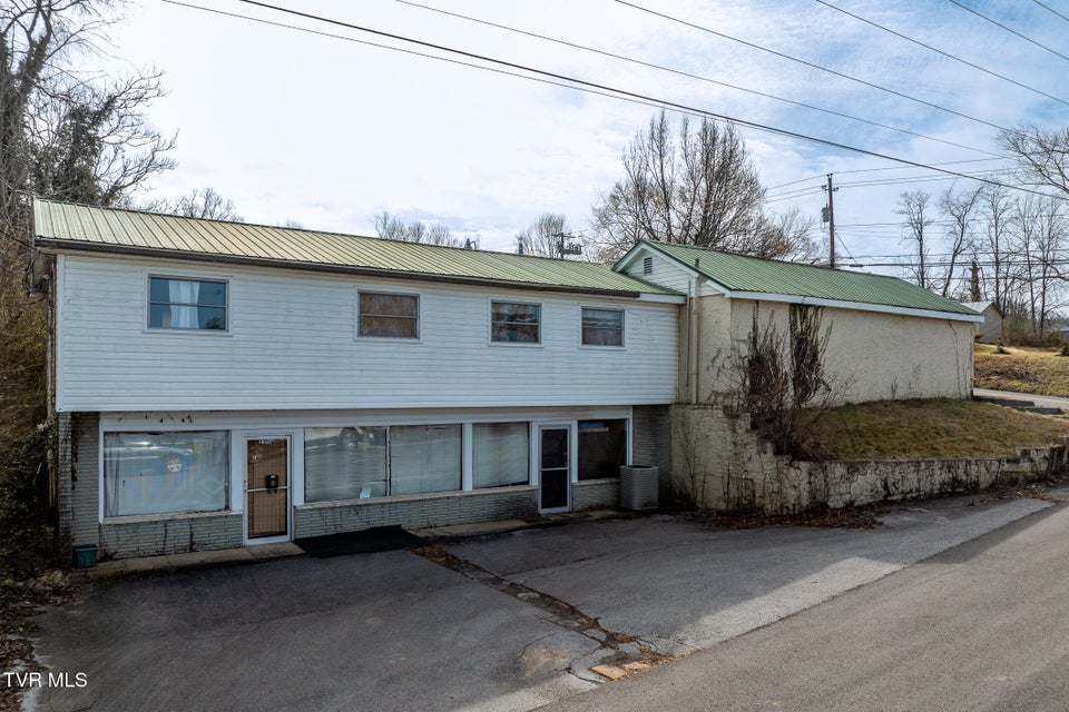 Photo #59: 2315 Bay Street
