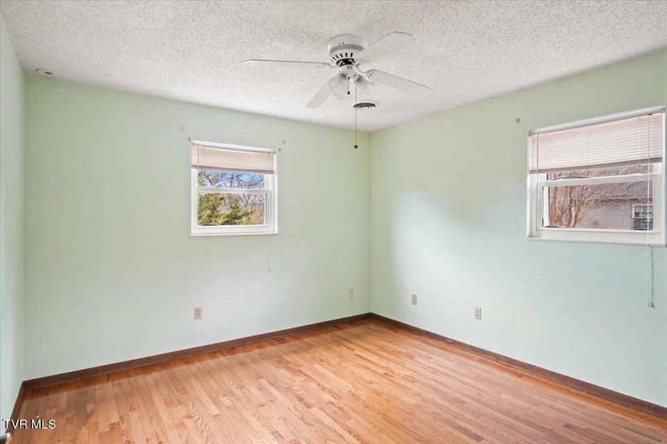 Photo #14: 716 Lakewood Drive