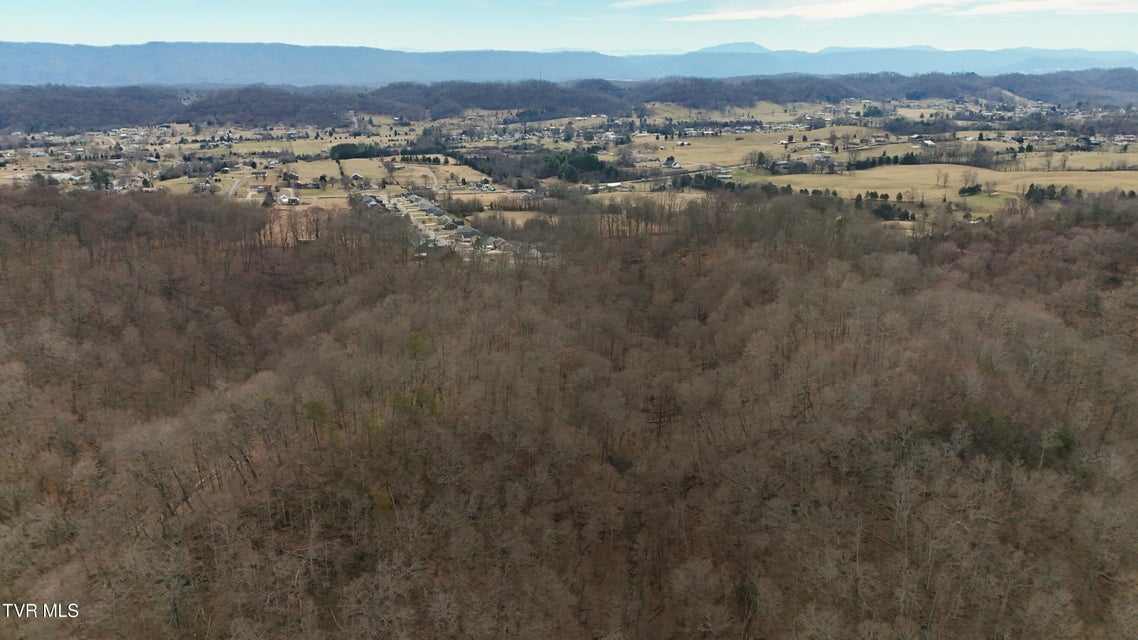 Photo #18: 200-201 Fox Ridge Drive