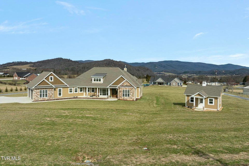 Photo #2: 132 Hamilton Rd Road