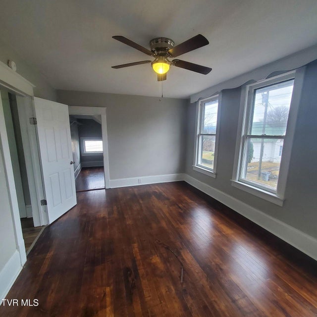 Photo #18: 1211 Broad Street