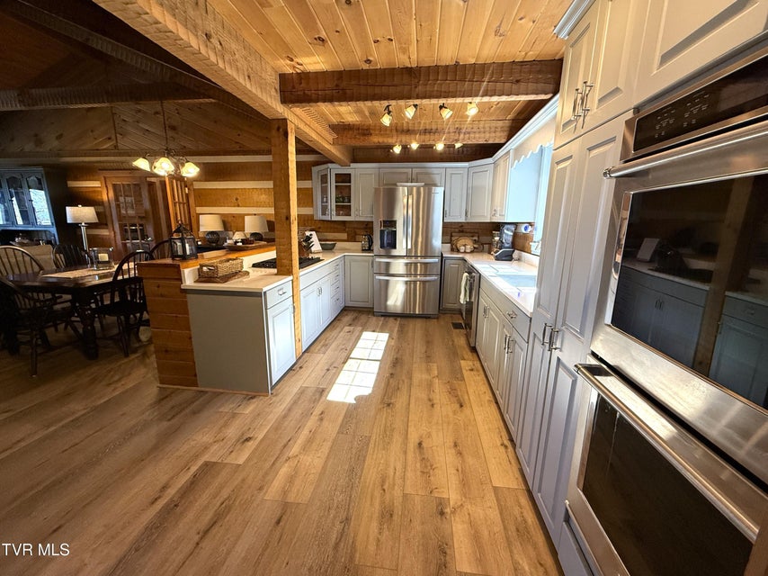 Photo #12: 990 Luna Way