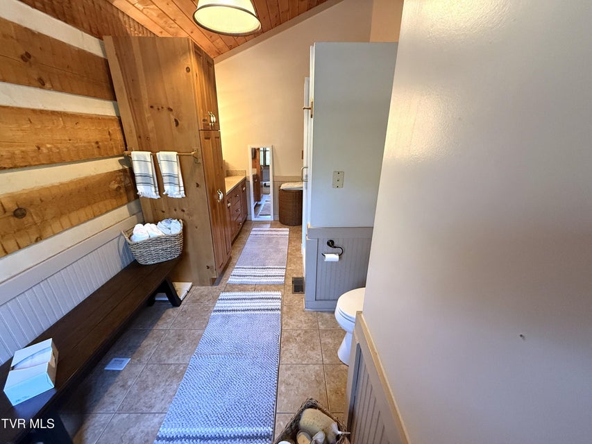 Photo #22: 990 Luna Way