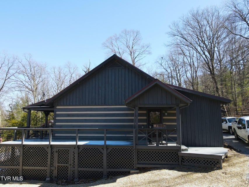 Photo #35: 990 Luna Way