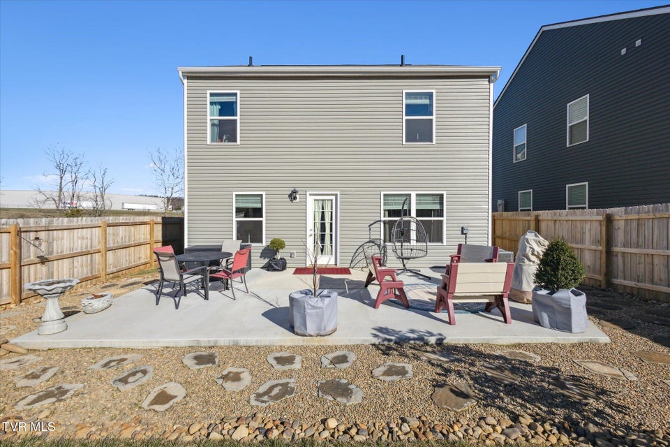 Photo #28: 701 Newtons Way