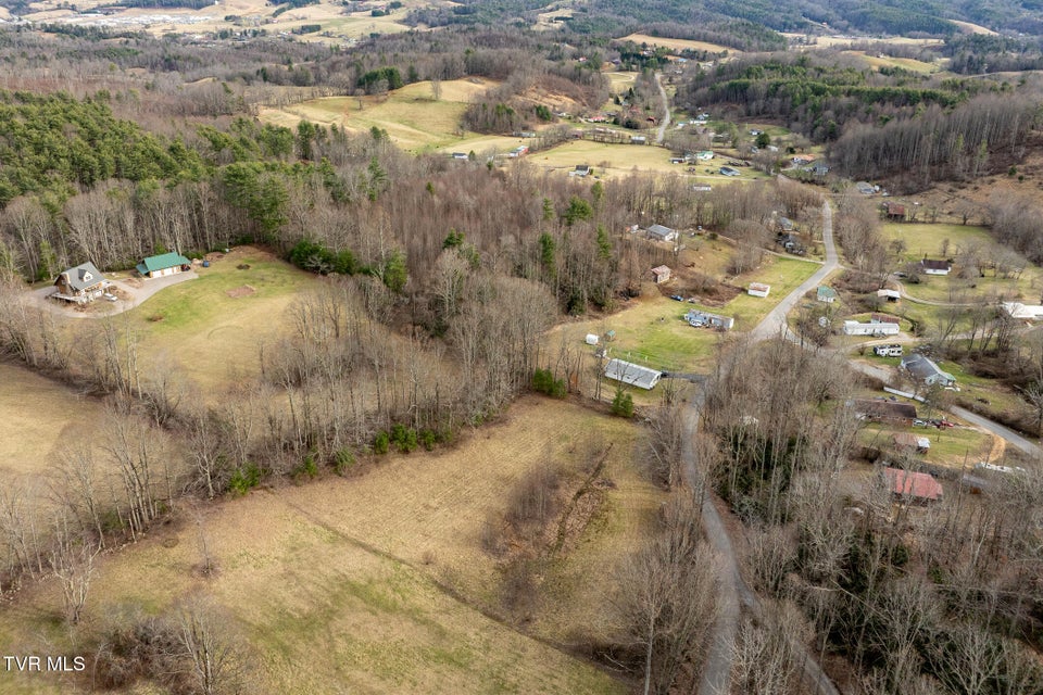 Photo #20: 3085 Slabtown Road