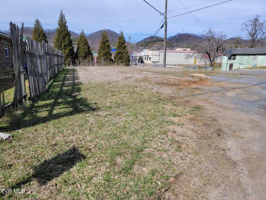 Photo #10: Tbd Broadway West 