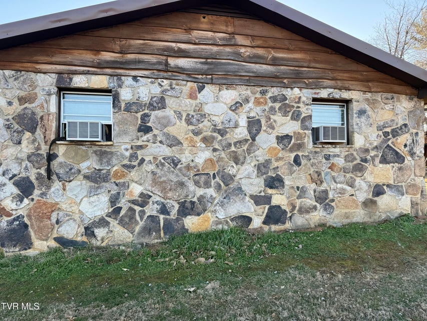 Photo #18: 130 Sparks Rd Road