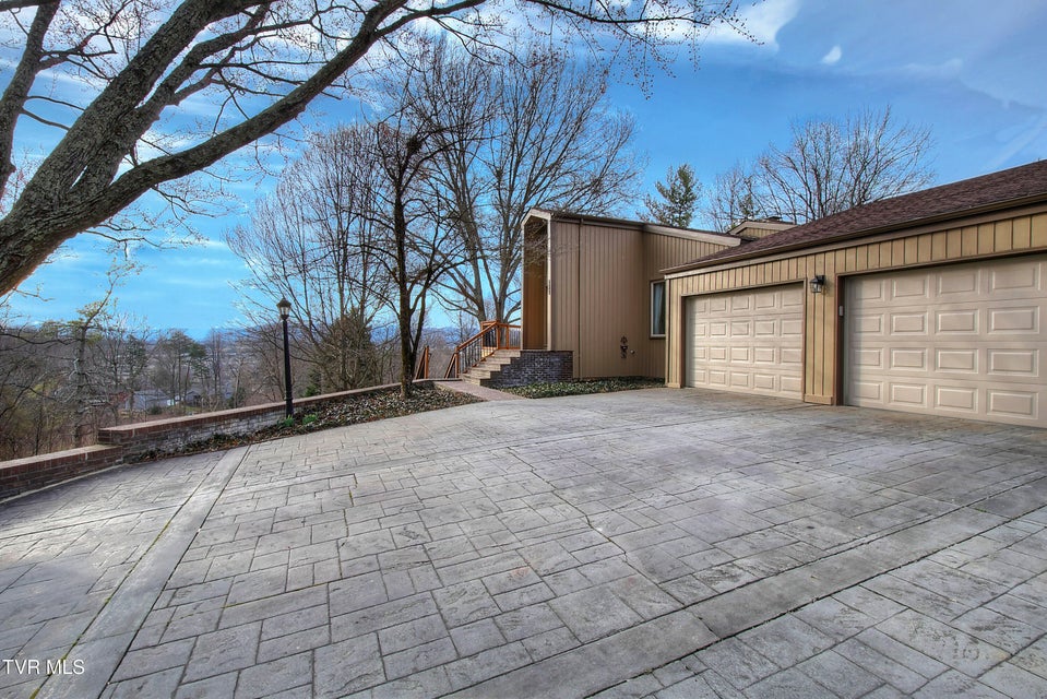 Photo #7: 3601 Honeywood Drive