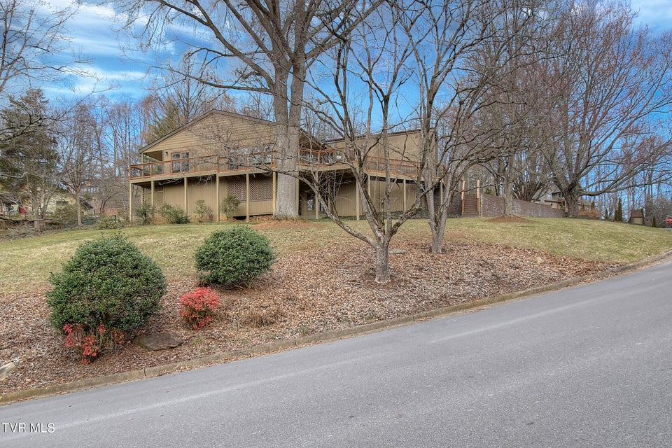 Photo #10: 3601 Honeywood Drive
