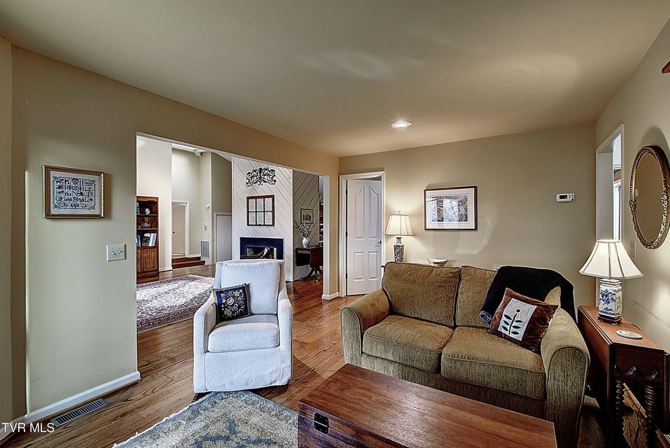 Photo #16: 3601 Honeywood Drive