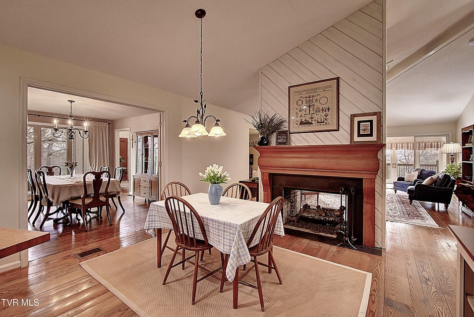 Photo #34: 3601 Honeywood Drive