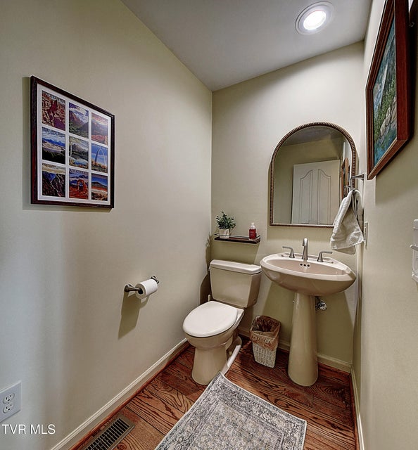 Photo #51: 3601 Honeywood Drive