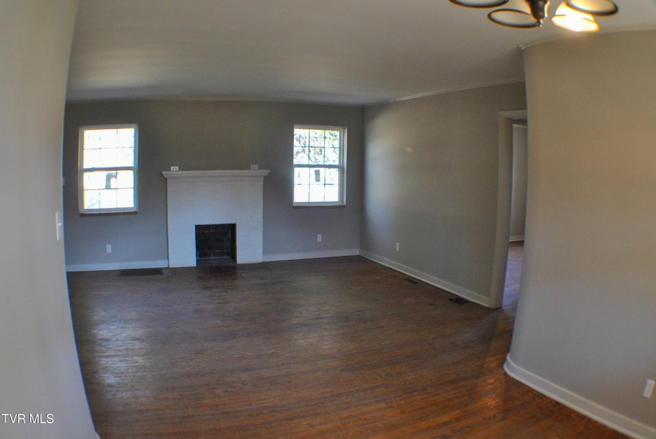 Photo #18: 804 Maple Street