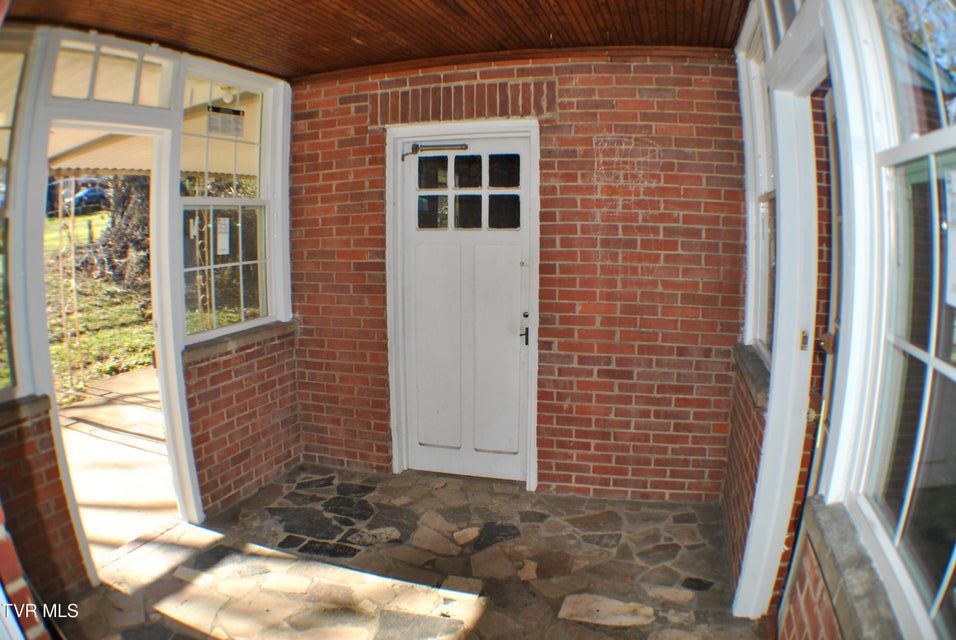 Photo #10: 804 Maple Street
