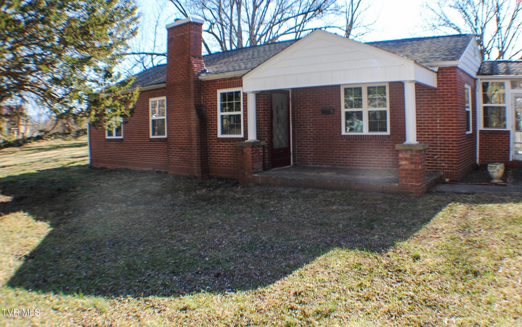 Photo #9: 804 Maple Street
